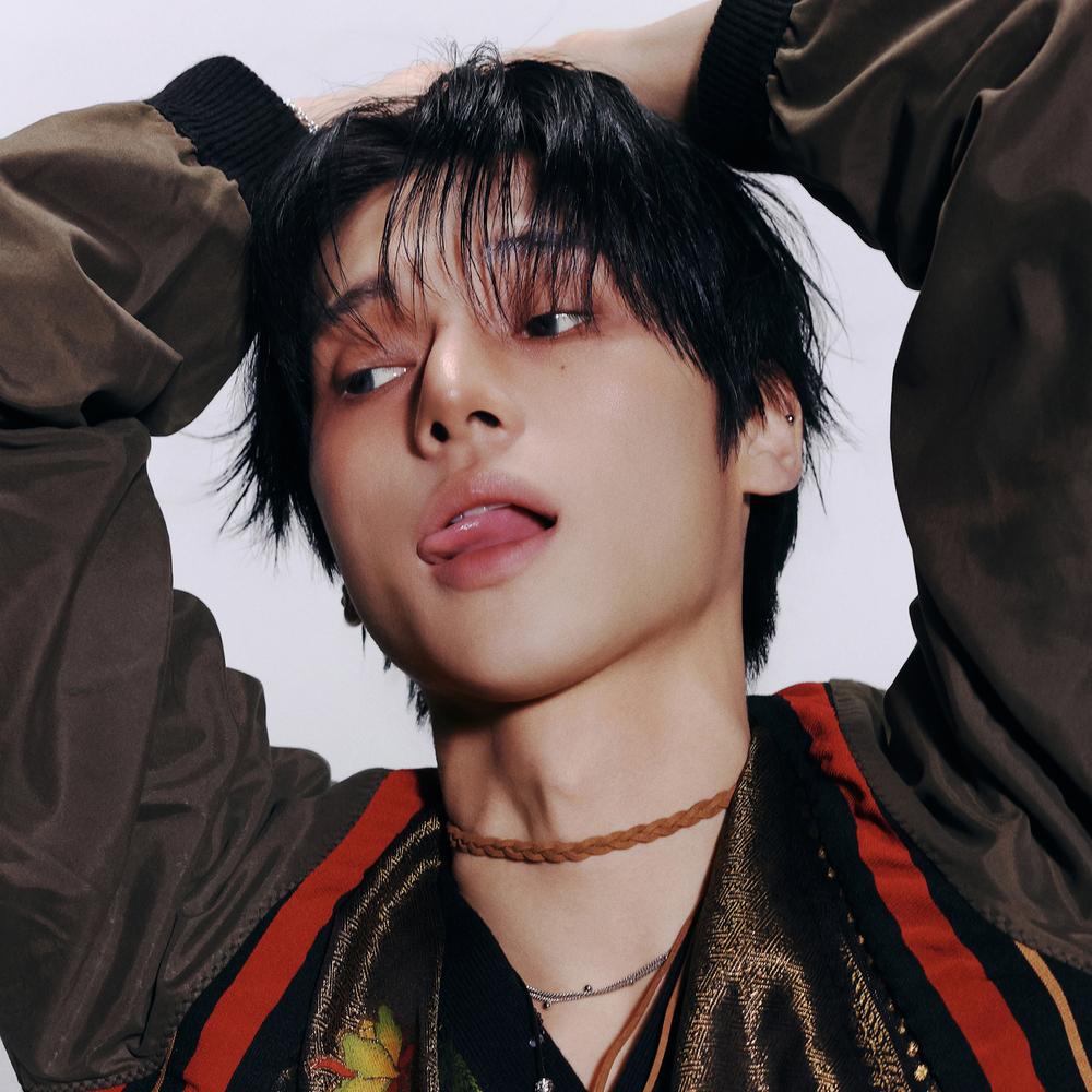 우영