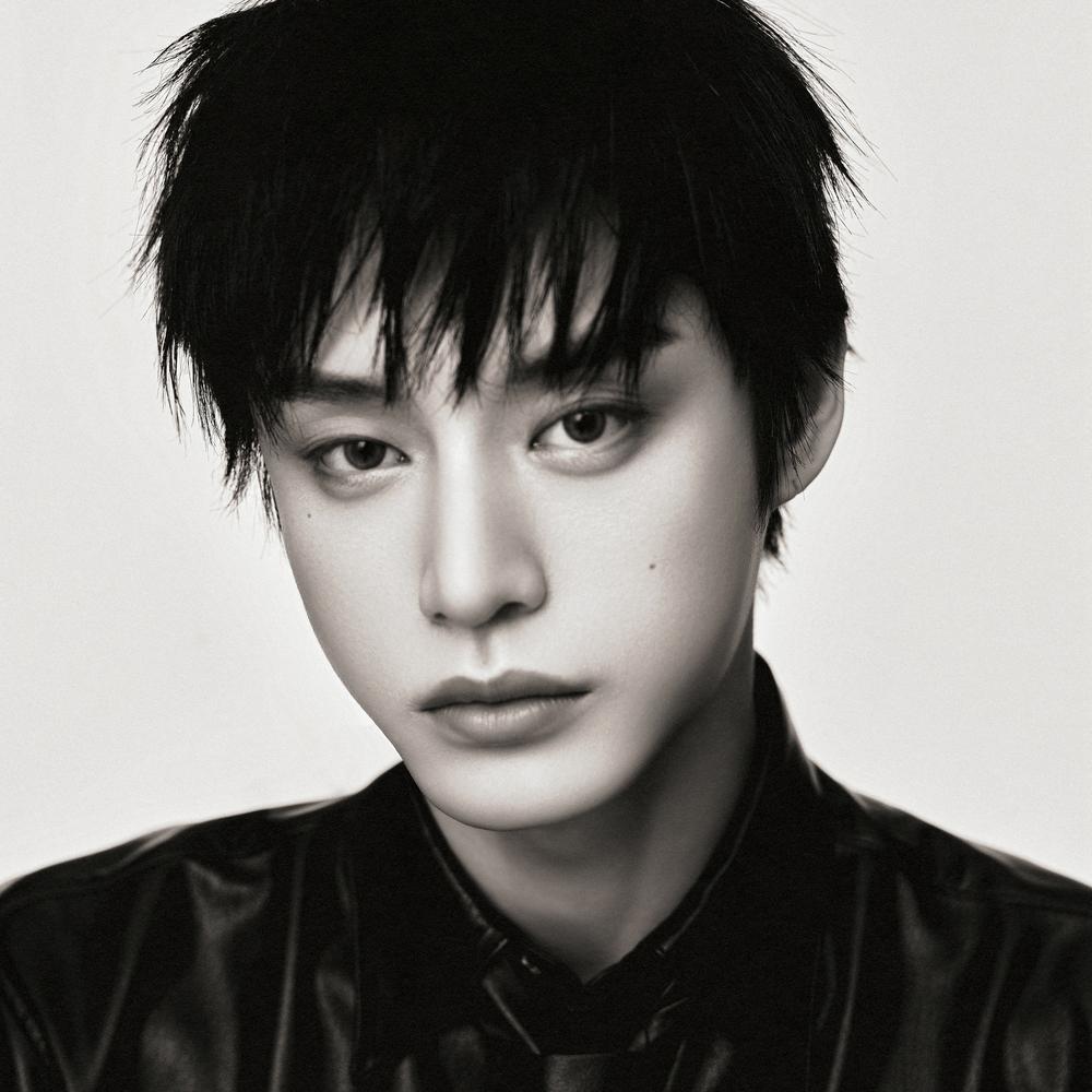김지웅